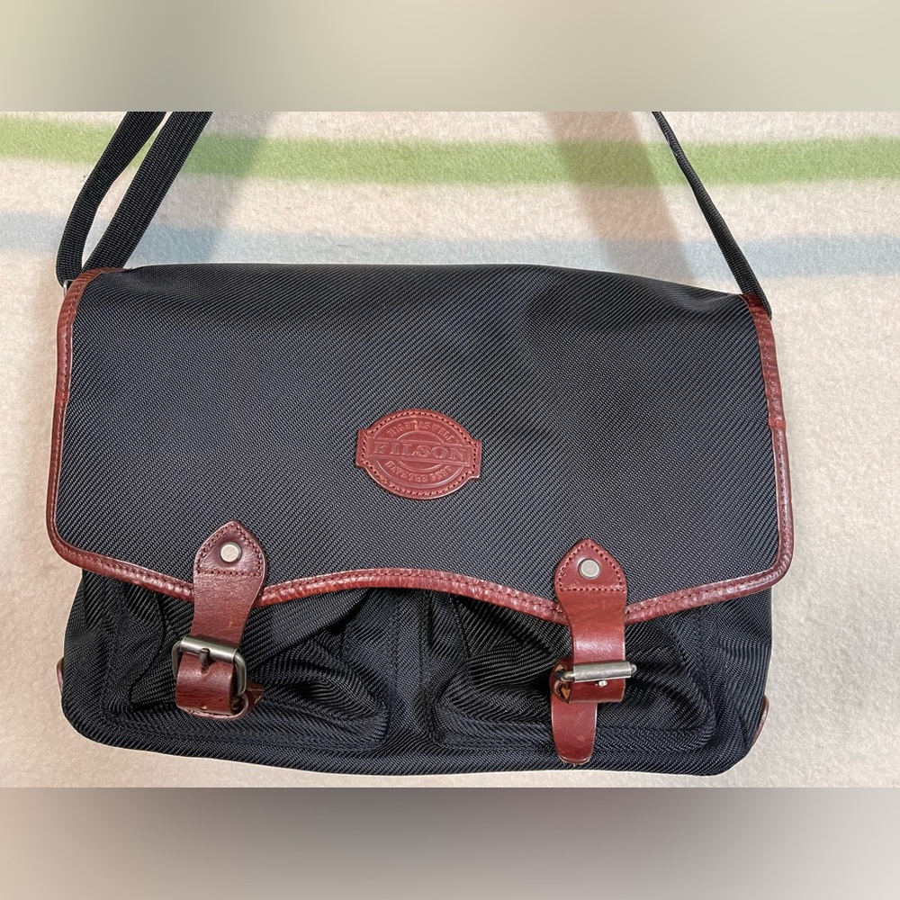 Filson Passage Briefcase/Messenger bag Ballistic Nylon and Leather